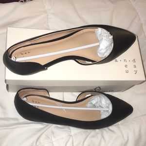 Women’s Mohana D’orsay Pointed Toe Ballet Flats